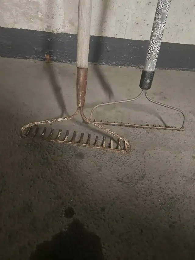 Garden Rakes pro grade industrial quality steel - Photo 7