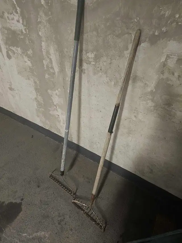 Garden Rakes pro grade industrial quality steel - Photo 9