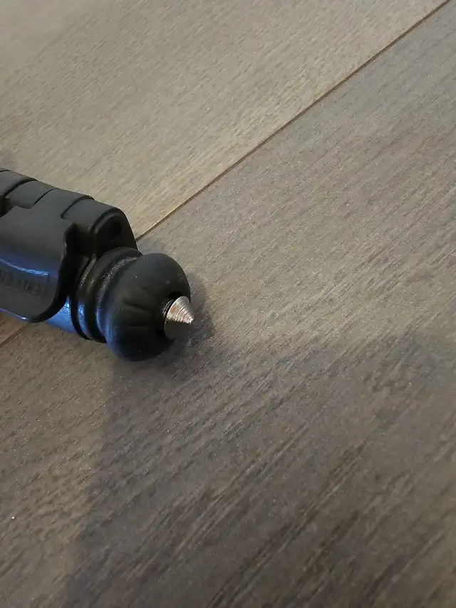 Camera 'Insignia Lightweight Monopod' Selfie Stick (NS-MP70) - Photo 4