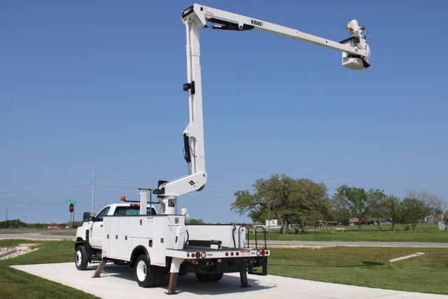 2020 International CV515 Versalift VST-52I Bucket Truck - Photo 4