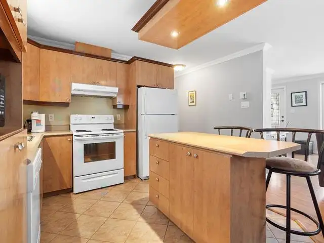 Condo 4 1/2 à louer - Photo 3