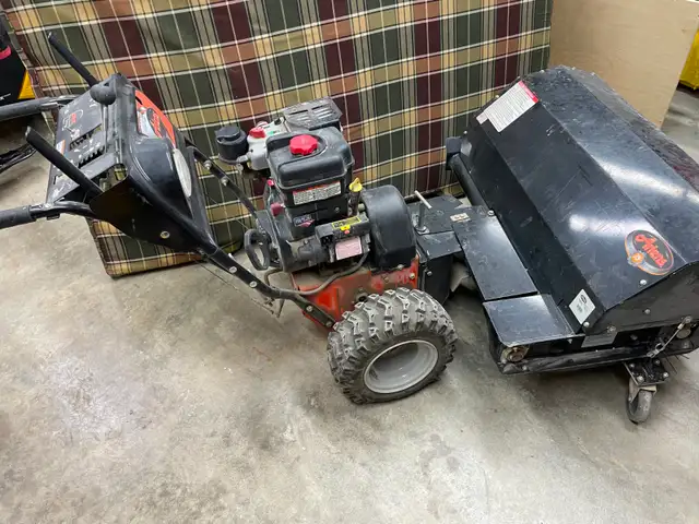 Ariens Pro 32' Power Sweeper $3500 - Photo 2