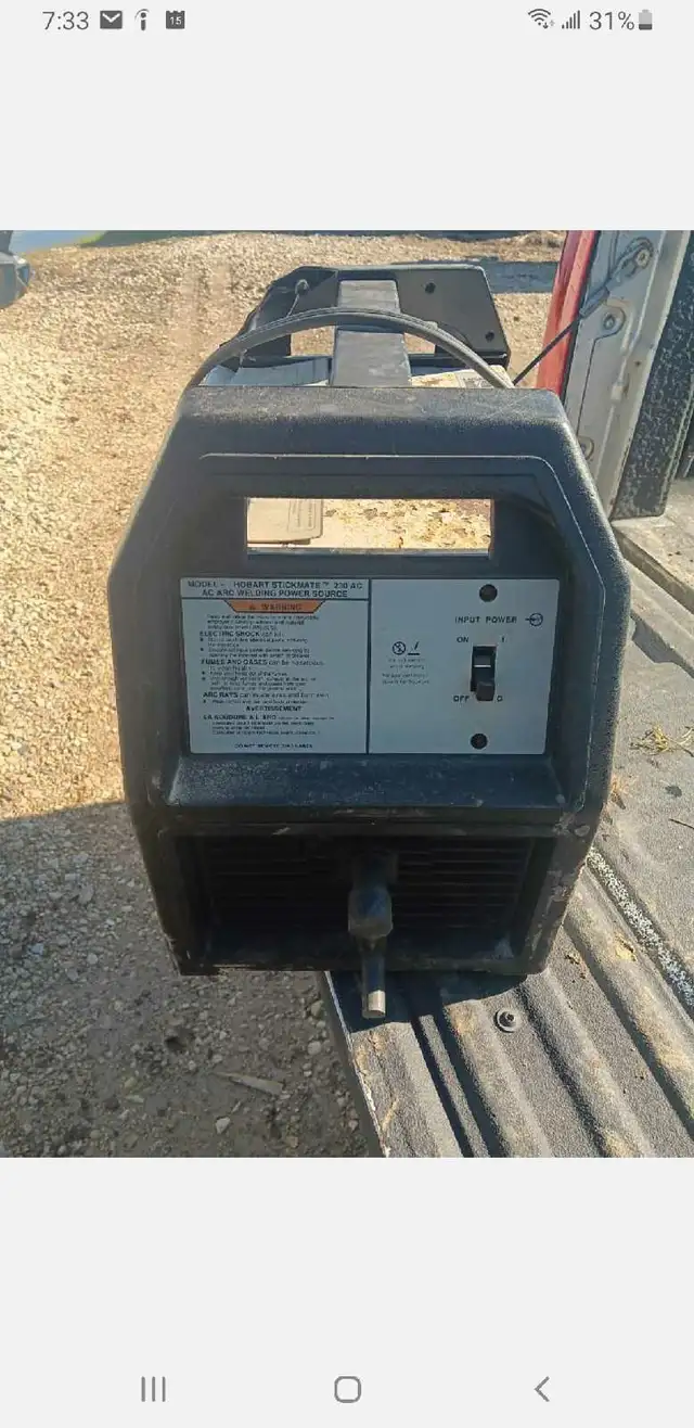 Three welders - Photo 4