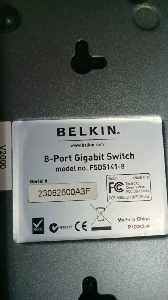 Belkin 8-Port Gigabit Switch (F5D5141-8) - Photo 4