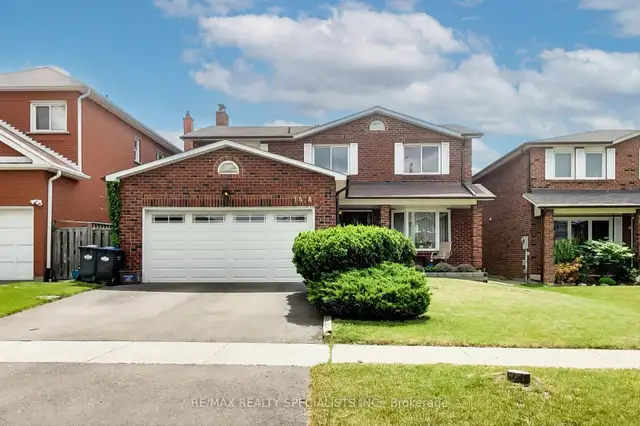Mississauga Dixie Road/ Eglinton Ave 4 bedrooms detached house
