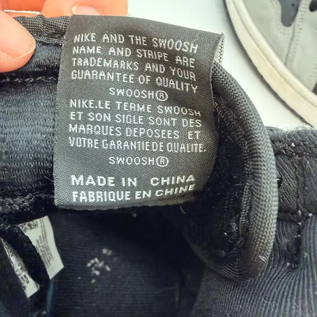 Nike Air Jordan 1 men 6 /women 7.5 - Photo 5