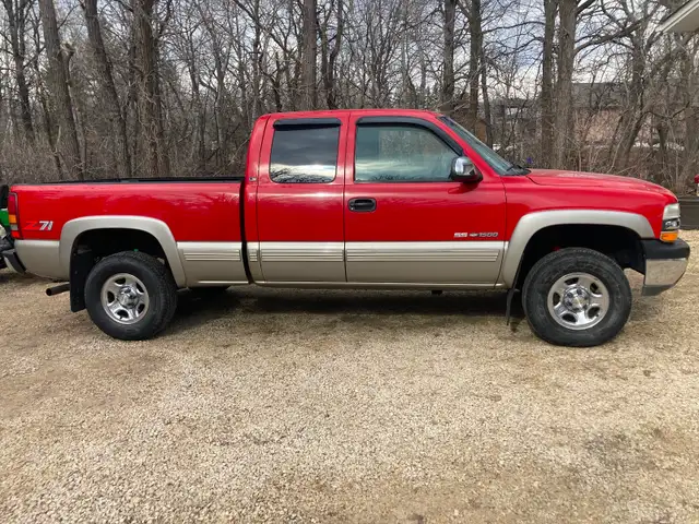 2000 Chevy Silverado Z71 4X4 for sale