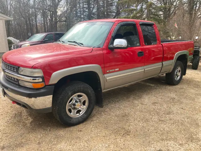 2000 Chevy Silverado Z71 4X4 for sale - Photo 3