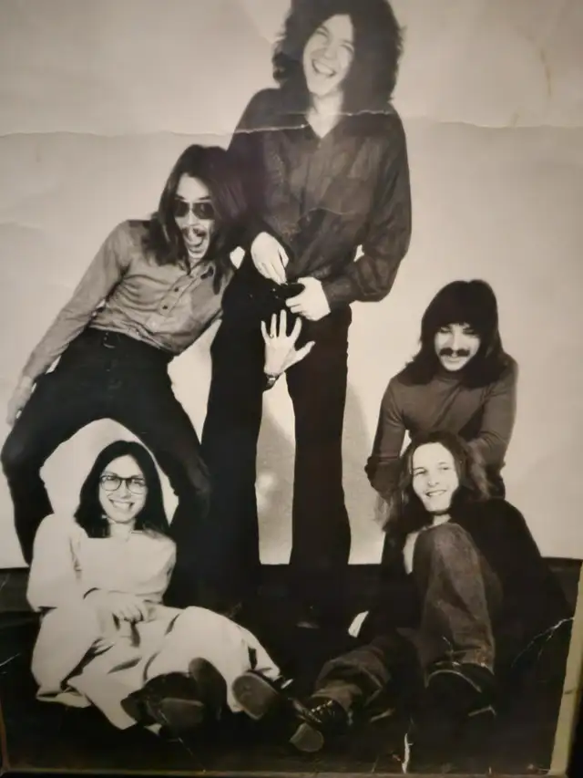 Drummer Lookiing for a Band - Photo 2