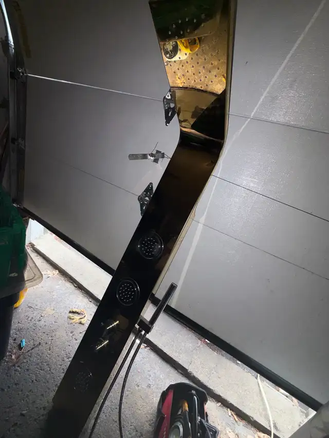 BRAND NEW Gold & Stainless Shower Panel Tower System - Photo 4