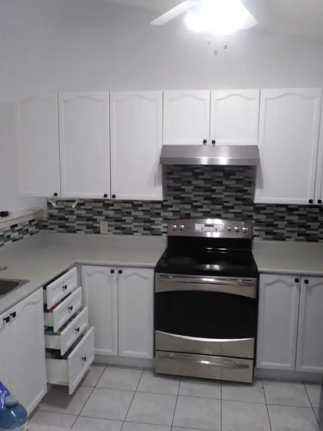 HANDYMAN FOR HIRE ( GREAT RATES) - Photo 2