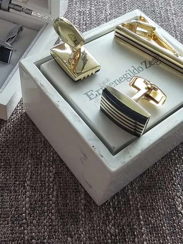 Mens Cufflinks and formal clothing tie clip - Photo 6