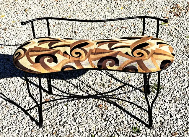 IRON & FABRIC INDOOR KIDNEY SHAPE BENCH