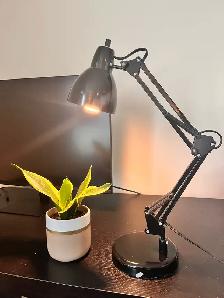 Desk lamps & floor lamps with smart bulbs