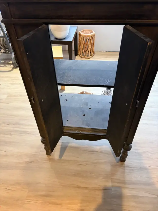 Antique  Cabinet - Photo 6