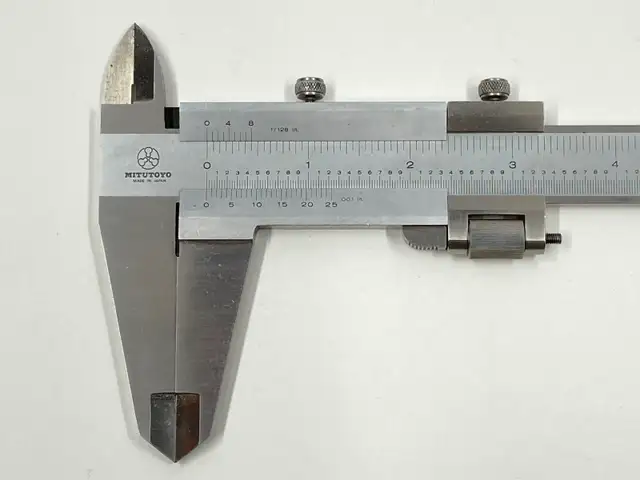 Mitutoyo Japan Vernier Caliper 12" Inch. Excellent Condition - Photo 2