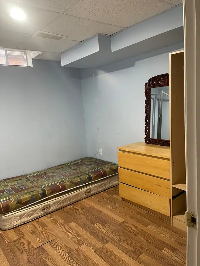 Rooms for rent near Royal Victoria Hospital - Photo 3