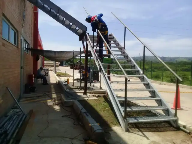 Fixture and Bracket Design - Photo 3