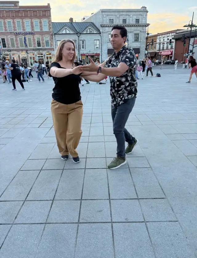 Cuban Salsa and Modern Bachata Dance Lessons - Photo 3