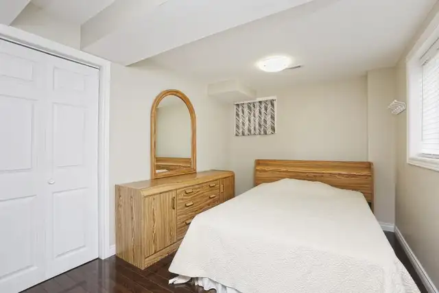 A beautiful walkout ravine basement for rent from April 15 - Photo 6