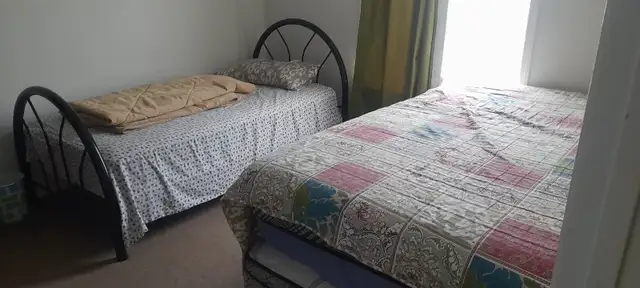 Paying Guest, Bhartiya, Food, Stay, Internet, all included.