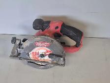 12V 5 3/8' Milwaukee 253020 Circular Saw (30394482)