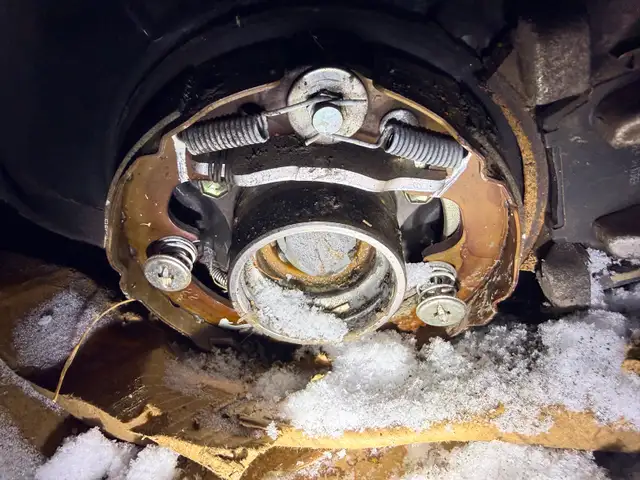 Full Time Automotive Service Technician / Apprentice - Photo 5