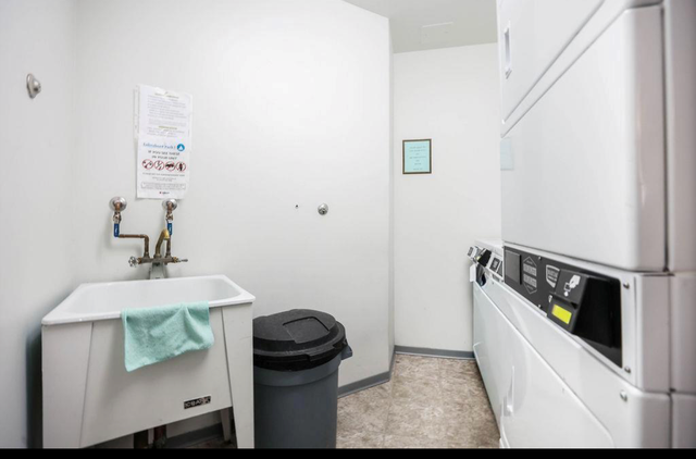 712-3000 Pembina Hwy $1375/month - Photo 4