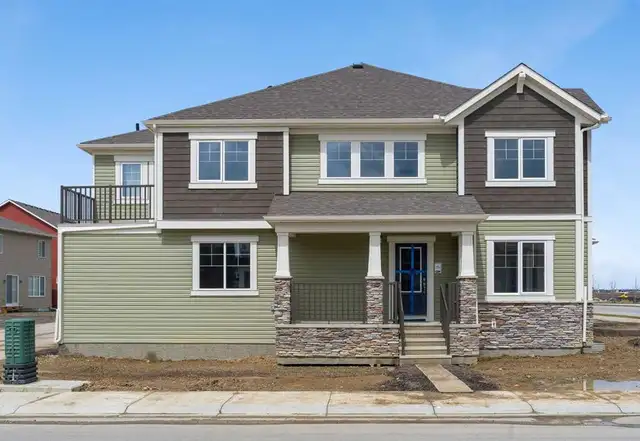 3-bedroom, 2.5 baths, Double attached Garage Corner House in NE