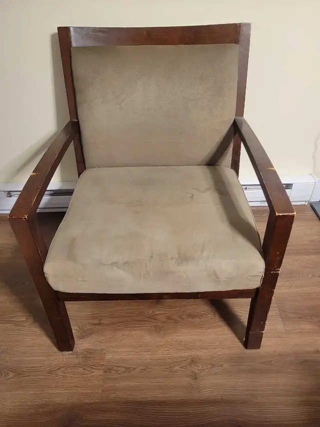 Living room chair