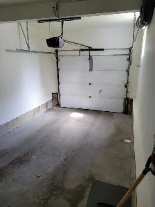 WESTSIDE - 3 BEDROOM CONDO - JUNE 1ST - Photo 6