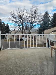 WESTSIDE - 3 BEDROOM CONDO - JUNE 1ST - Photo 8