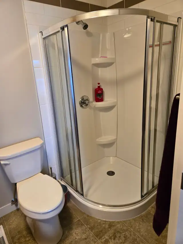 WESTSIDE - 3 BEDROOM CONDO - JUNE 1ST - Photo 26