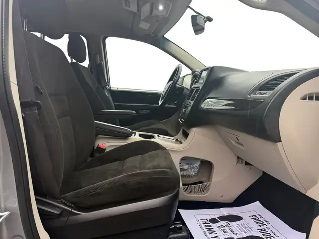 2017 Dodge Grand Caravan Low km B.cam R.start 1 YR Warranty - Photo 14