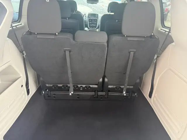 2017 Dodge Grand Caravan Low km B.cam R.start 1 YR Warranty - Photo 16