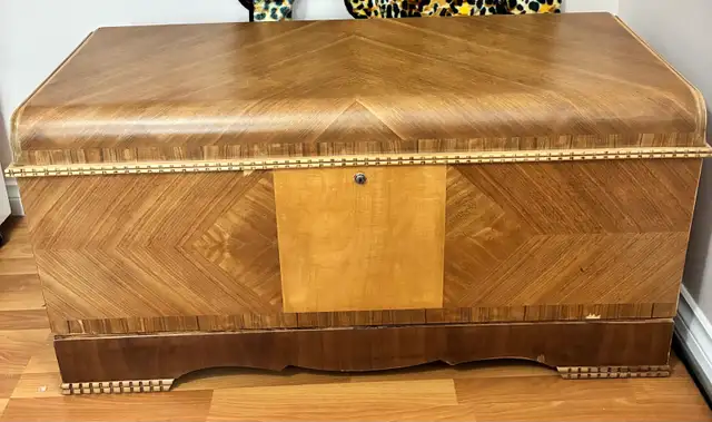 Cedar Chest - Photo 3