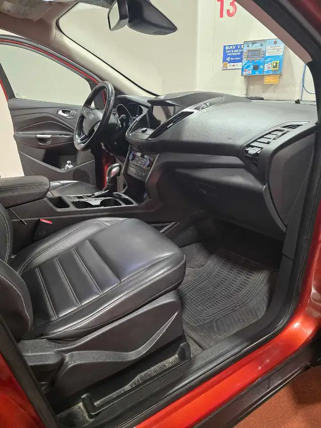 2019 Ford Escape SEL - Photo 9