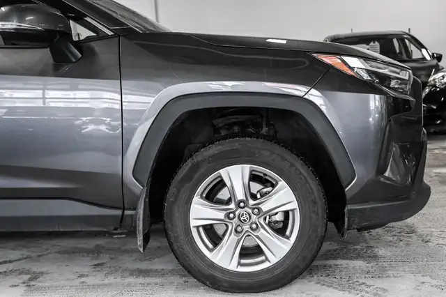 2024 Toyota RAV4 XLE | AWD | Toit ouvrant | Caméra | Carplay | - Photo 12