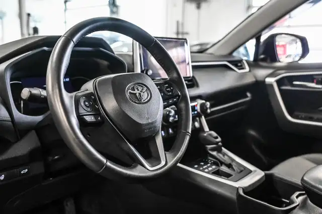 2024 Toyota RAV4 XLE | AWD | Toit ouvrant | Caméra | Carplay | - Photo 20