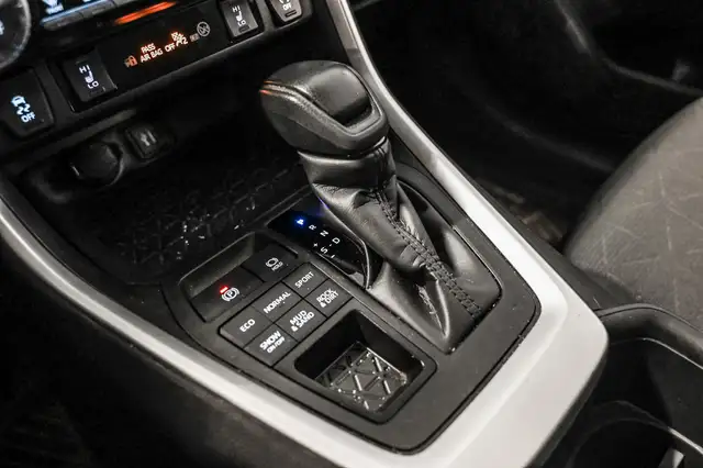 2024 Toyota RAV4 XLE | AWD | Toit ouvrant | Caméra | Carplay | - Photo 25