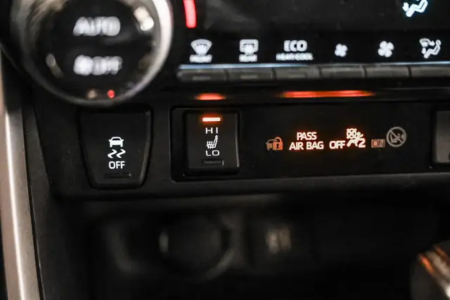 2024 Toyota RAV4 XLE | AWD | Toit ouvrant | Caméra | Carplay | - Photo 27