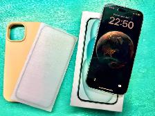 iPhone 15 128GB / with accessories