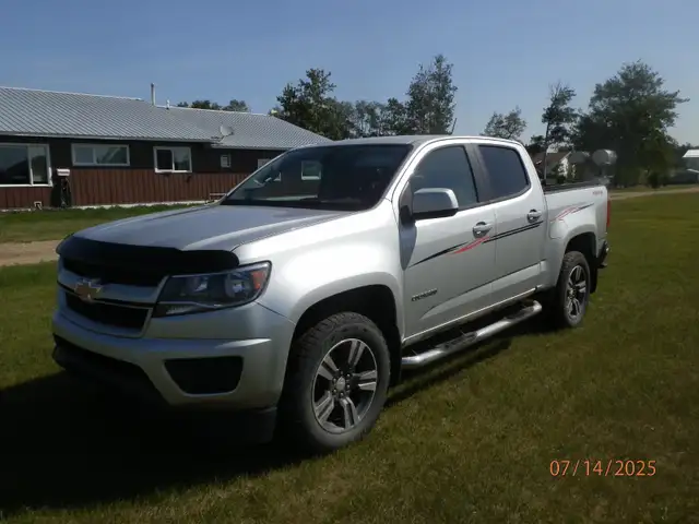 Truck for sale - Photo 2