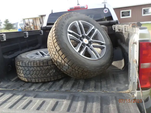 Truck for sale - Photo 4