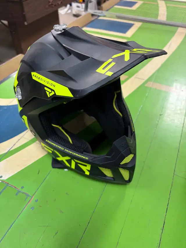 FxR Helmet