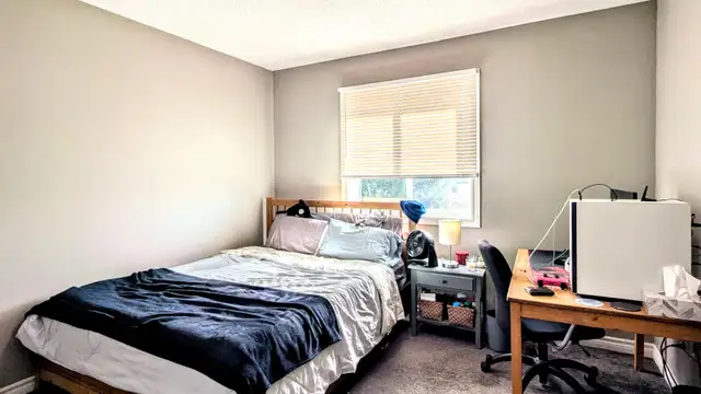 5-Bedroom Student House | $800-$1200/room | May 1 | South Guelph - Photo 8