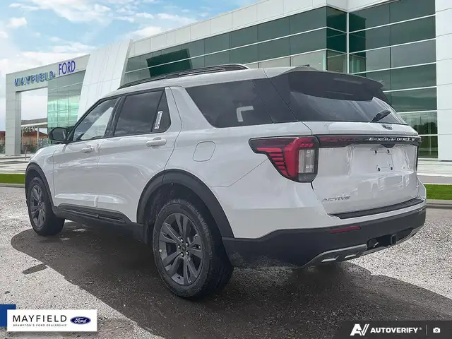 2026 Ford Explorer Active 200A EQUIPMENT GROUP ACTIVE 4WD TRIM - Photo 4