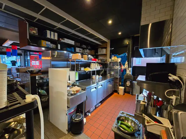 Restaurant à Vendre / Restaurant Sale - Photo 4