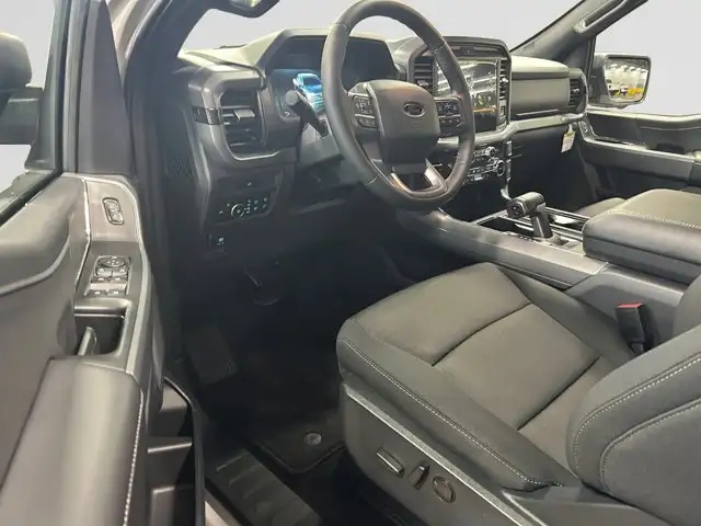 2026 Ford F-150 XLT - Photo 13