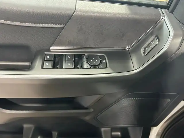 2026 Ford F-150 XLT - Photo 17